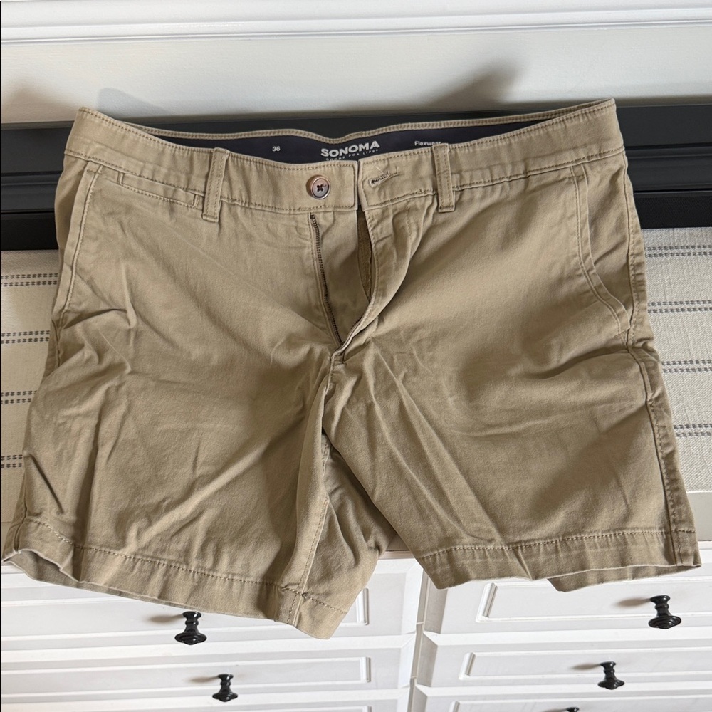 Sonoma Men's Tan Flat-Front Cotton Shorts